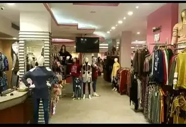 تجاري للبيع