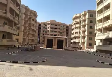 Apartments For sale - 3 rooms - floor 1