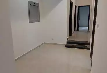 شقق للإيجار - 3 غرف - بالدور 0