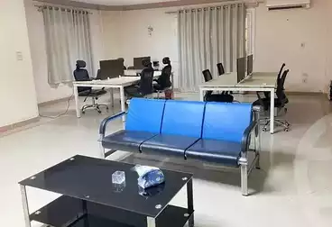 شقق للإيجار - 4 غرف - بالدور 1