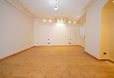 Apartments For sale - 3 rooms - floor 4