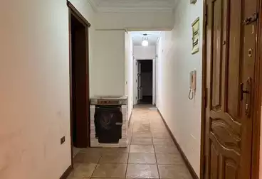 Apartments For sale - 3 rooms - floor 4