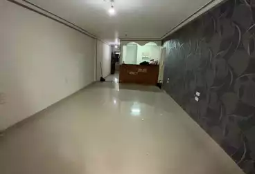 undefined undefined - 2 rooms - floor 3