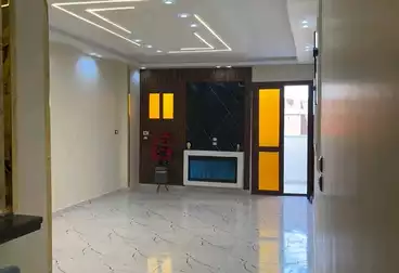 شقق للبيع - 3 غرف - بالدور 8