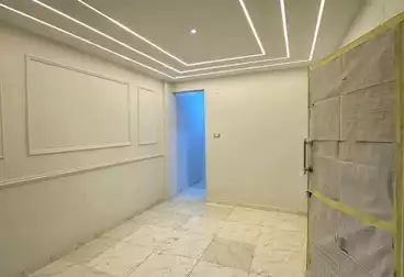 Apartments For sale - 3 rooms - floor 2
