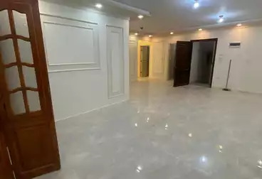 Apartments For rent - 3 rooms - floor 5