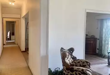 Apartments For sale - 2 rooms - floor 6