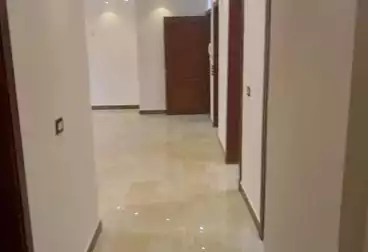 Apartments For rent - 2 rooms - floor 1