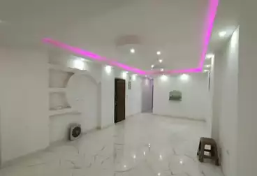 Apartments For sale - 2 rooms - floor 8