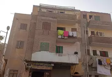 Building For sale - 3 rooms