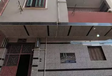 House / Home For sale - 6 rooms