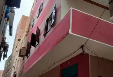 House / Home For sale - 3 rooms