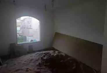 Apartments For sale - 3 rooms - floor 1