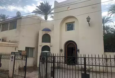 Villas For sale - 5 rooms