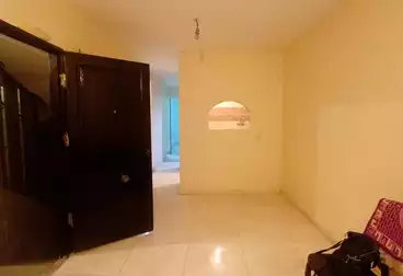 عقارات للبيع - 3 غرف - بالدور 2