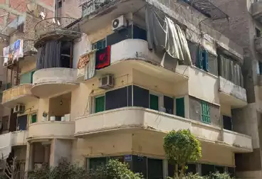 House / Home For sale - 5 rooms