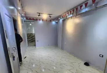 Apartments For sale - 2 rooms - floor 4