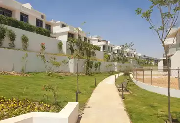 Villas For sale - 4 rooms