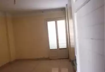 Apartments For sale - 3 rooms - floor 1