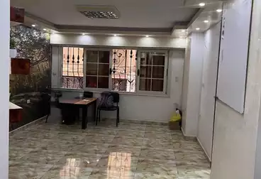 مكاتب للبيع - 2 غرف - بالدور 1
