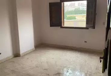 Apartments For sale - 3 rooms - floor 1