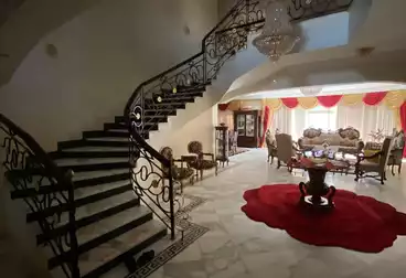فلل للبيع - 5 غرف