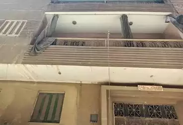 Building For sale - 3 rooms
