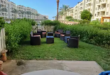 شاليه بحديقة للبيع - 2 غرف - بالدور 0