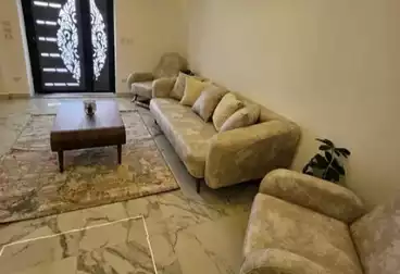 شقة بحديقة للإيجار - 2 غرف - بالدور 0
