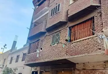 Building For sale - 3 rooms