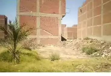 أراضي للبيع