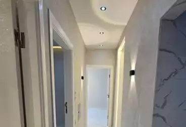 Apartments For sale - 3 rooms - floor 1