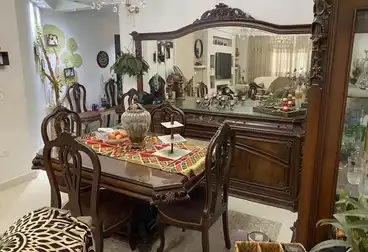 شقق للبيع - 3 غرف - بالدور 1