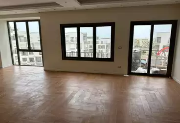 شقق للإيجار - 3 غرف - بالدور 3