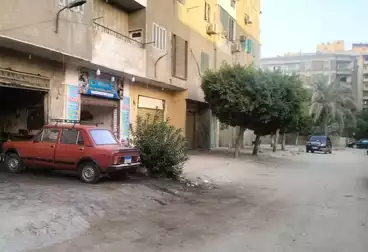 محلات للبيع - بالدور 0