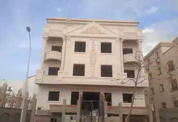 Apartments For sale - 3 rooms - floor 4