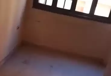 شقق للإيجار - 2 غرف - بالدور 1