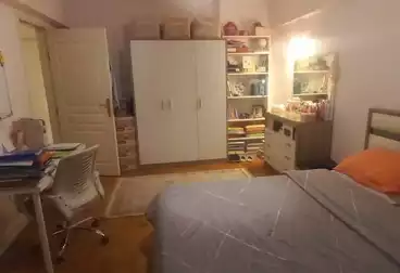 Apartments For sale - 3 rooms - floor 8