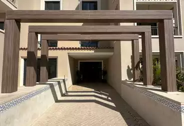 عقارات للبيع - 4 غرف