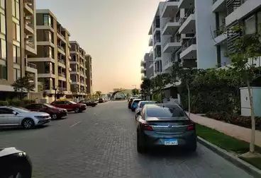 Apartments For sale - 4 rooms - floor 0