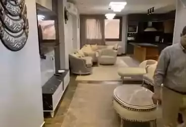 Furnished Apartment For sale - 3 rooms - floor 5