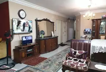 عقارات للإيجار - 3 غرف - بالدور 1