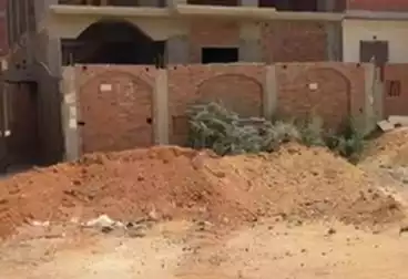 منزل / بيت للبيع - 6 غرف