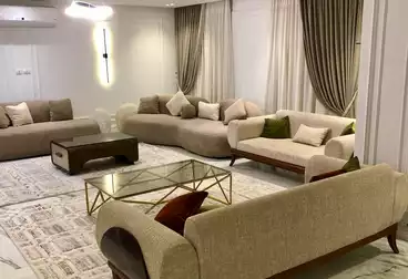 شقق مفروشة للبيع - 3 غرف - بالدور 7