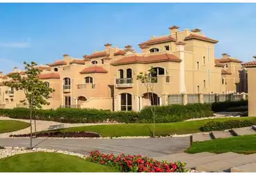 تاون هاوس للبيع - 4 غرف