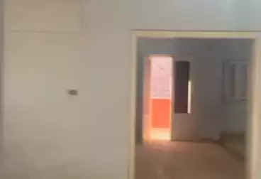 Apartments For sale - 4 rooms - floor 1