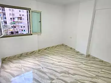 شقق للبيع - 3 غرف - بالدور 3