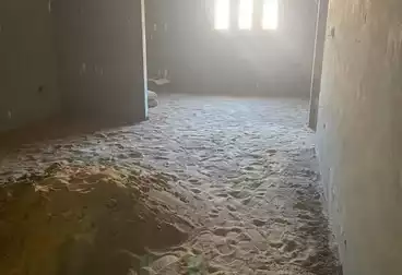 Apartments For sale - 2 rooms - floor 9