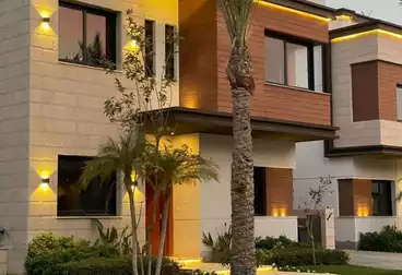 تاون هاوس للبيع - 4 غرف