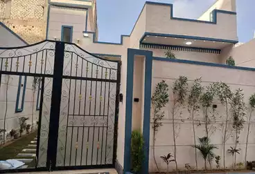 منزل / بيت للبيع - 2 غرف